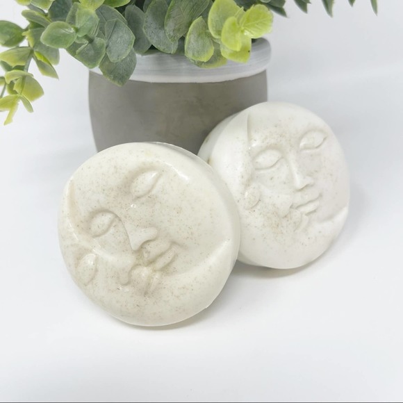 Peace, Love & Soap Co. Organic Herbal Moon Soap - Picture 5 of 10